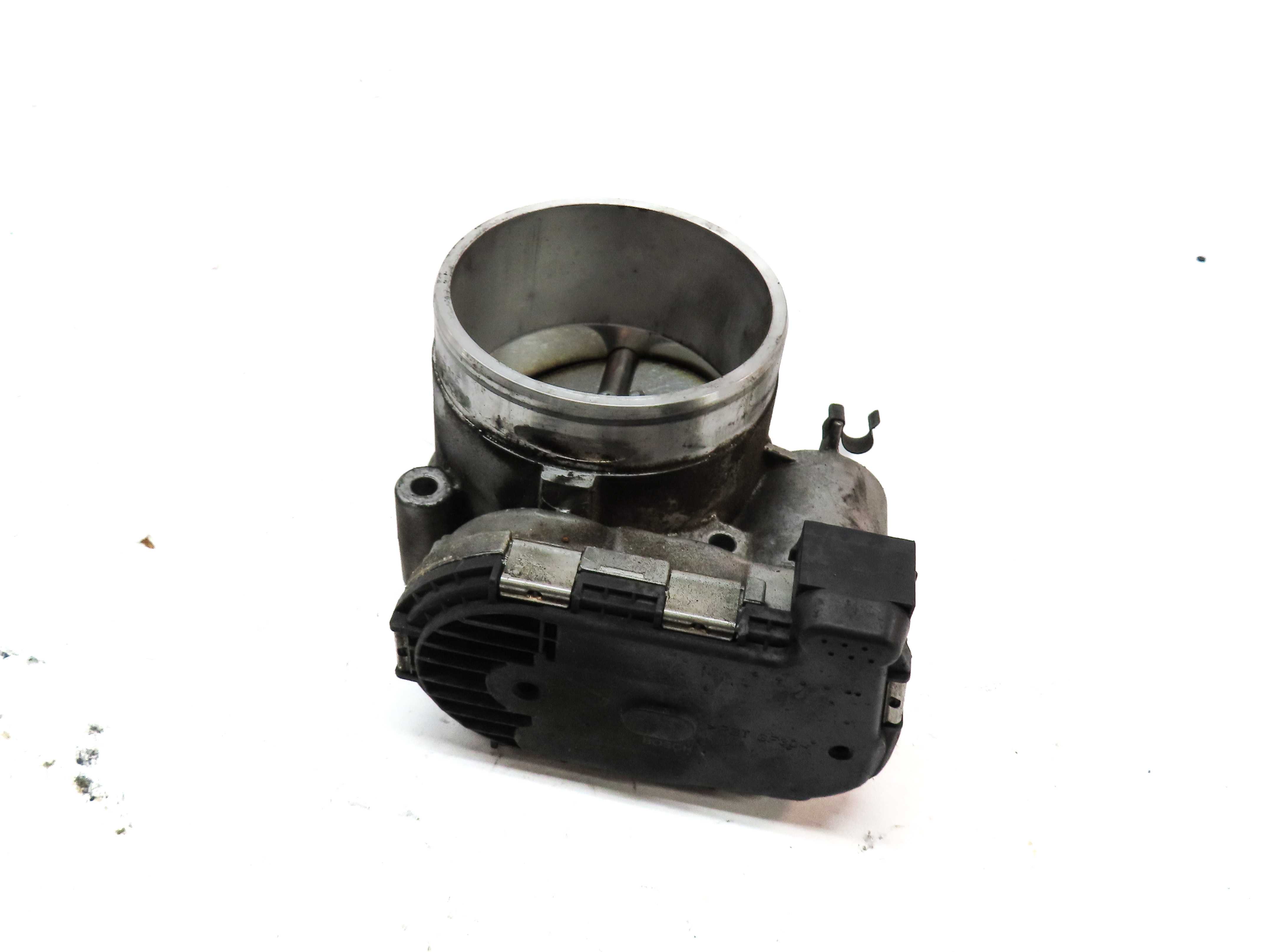 03-16 PORSCHE CAYENNE PANAMERA (955 957 970 G1) 4.5L / 4.8L ENGINE THROTTLE BODY — exact item pictured